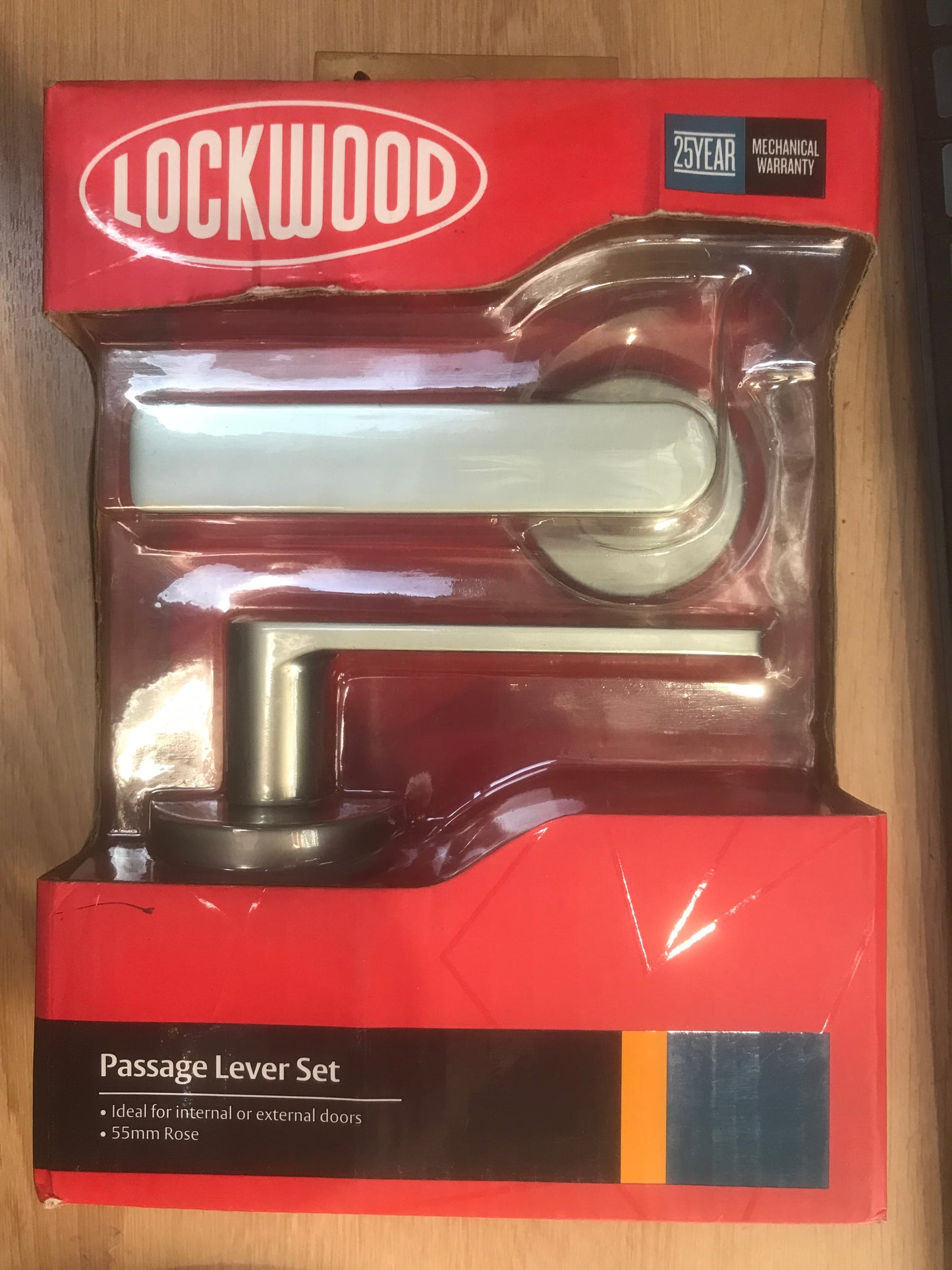 VSR1/L3SPDP Lockwood Velocity Satin Pearl Passage Lever Set
